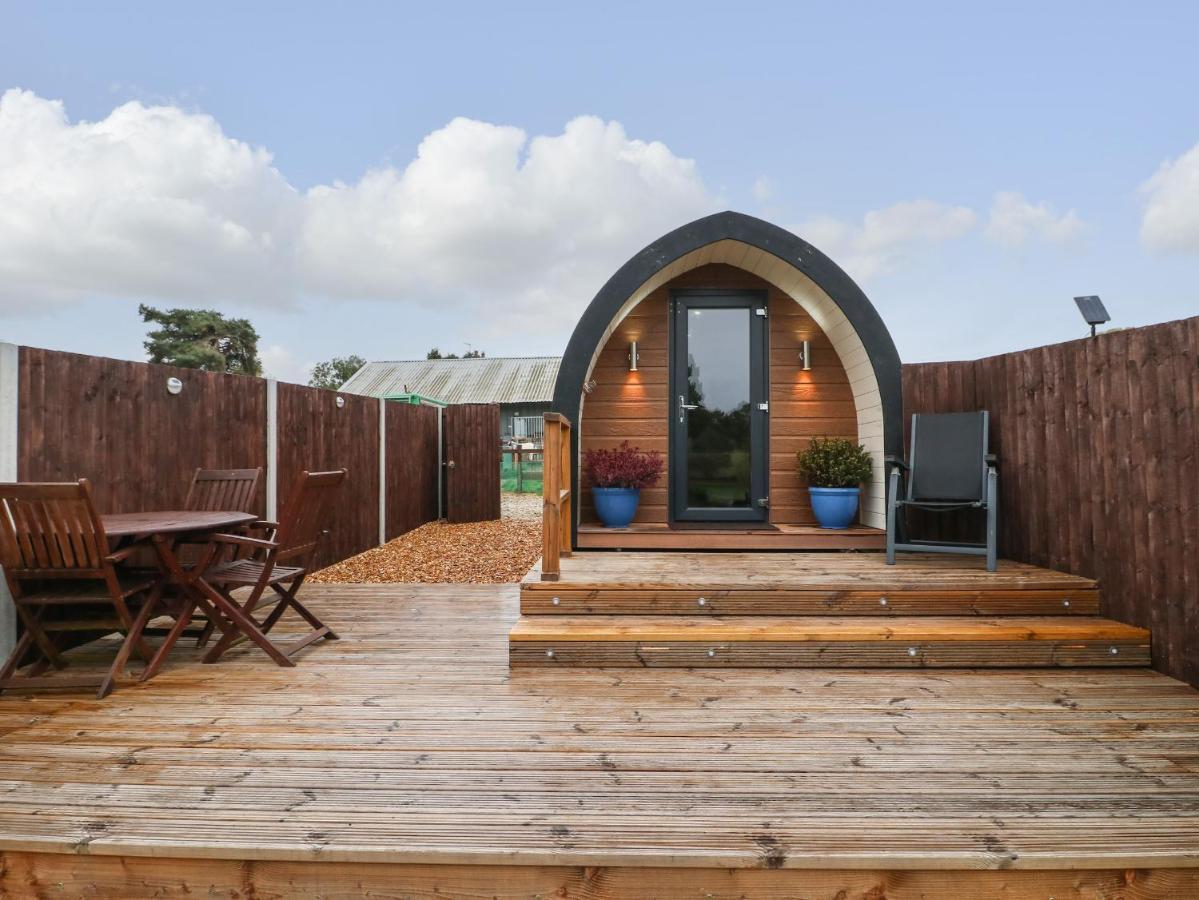 The Pod At Bank House Farm Villa Stafford Exterior foto